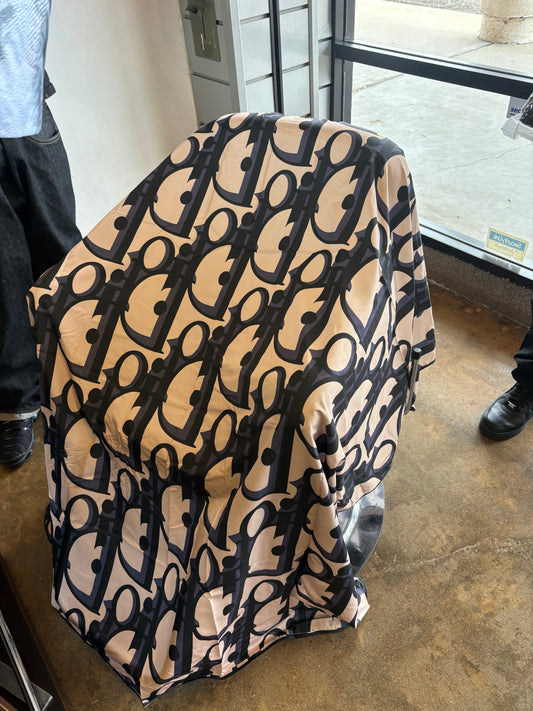 D1 BARBER CAPE